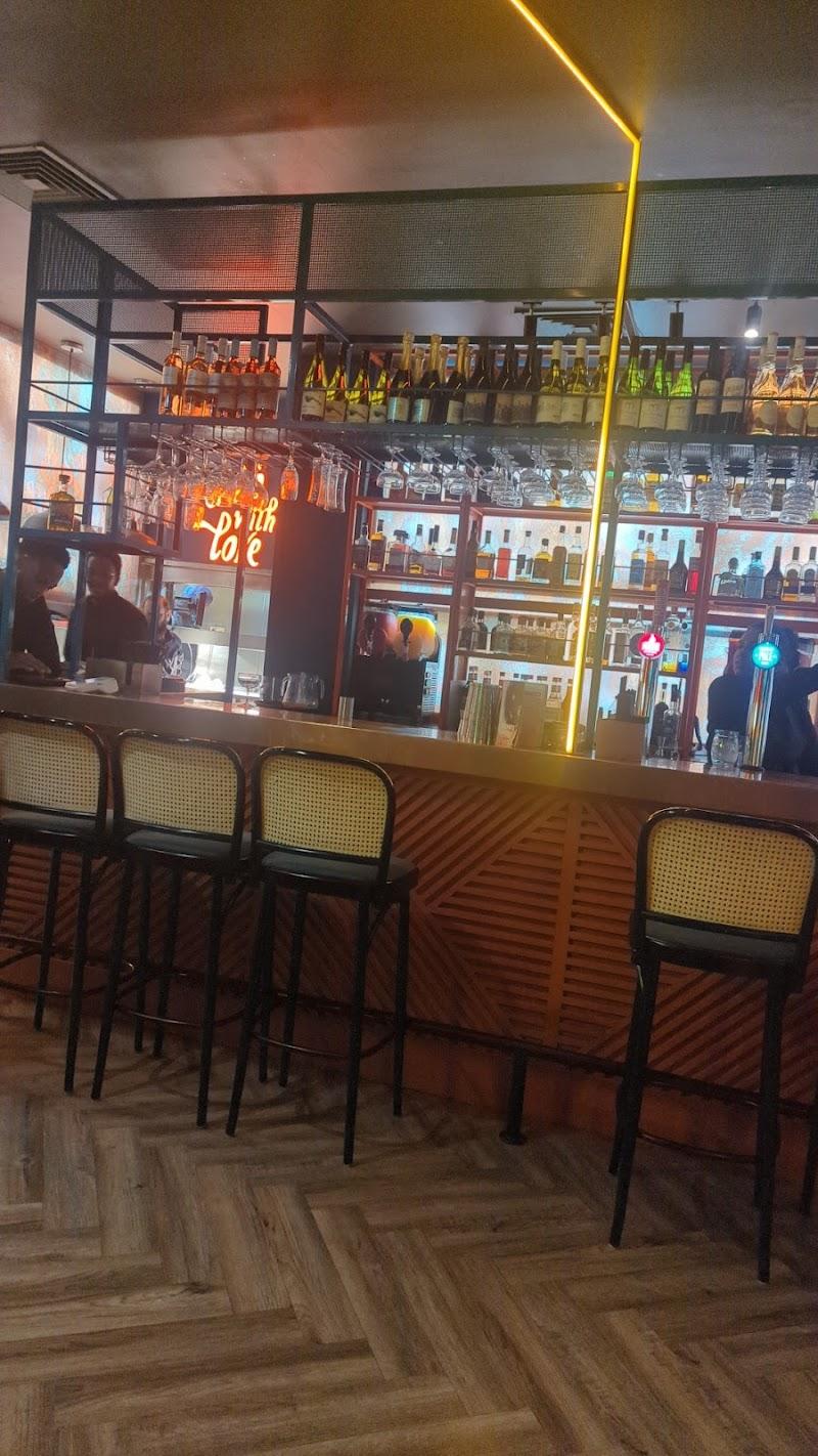 Google Maps review image for restaurant 0c05505d-c24d-4699-9a3d-2d27ccbd6bc0