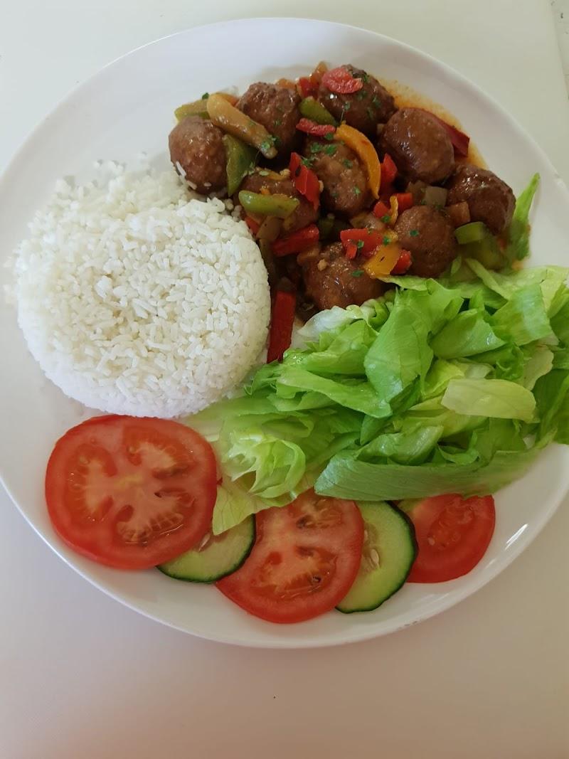 Google Maps image 3 for restaurant 52c11e16-43c6-4d8a-ac75-235139fa5531