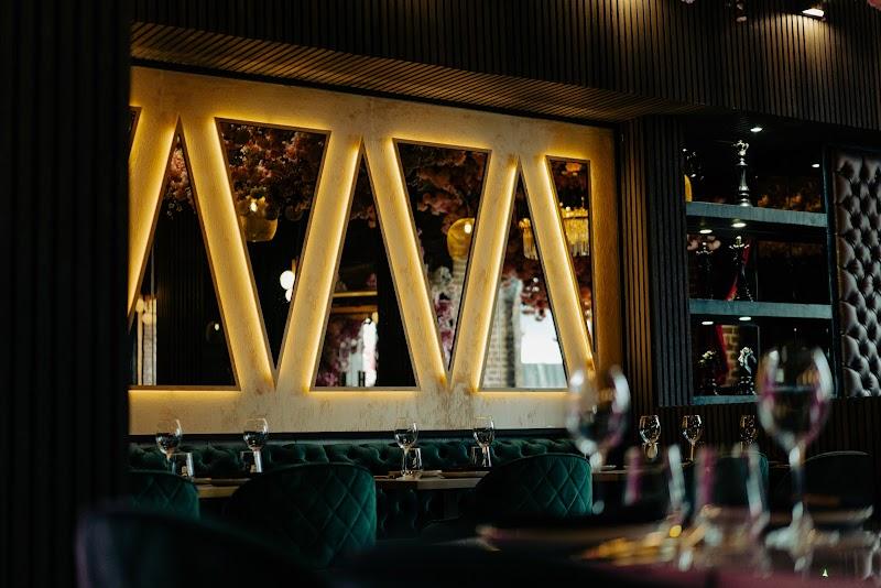 Google Maps gallery image for restaurant b3bed740-08e6-4638-9b7f-c054a6d0be95