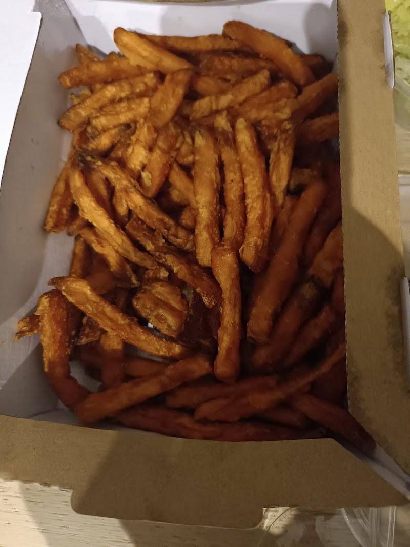 Google Maps review image for restaurant b9452916-cf19-427a-b184-0be90647be35