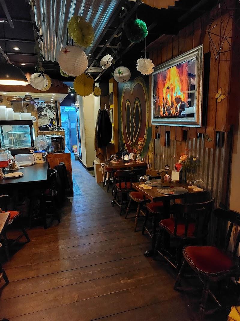 Google Maps gallery image for restaurant d8264ed6-0cb0-4eb4-b64b-9428d8fc643b